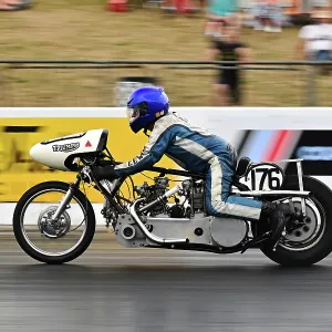 CZ2_9865 Ray Law, Twin Triumphs.jpg CZ2_9865 Ray Law, Twin Triumphs.jpg
