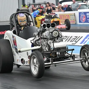 CZ3_0154 Aaron Windridge, T Bucket, TIKIT, Supercharged Outlaws.jpg CZ3_0154 Aaron Windridge, T Bucket, TIKIT, Supercharged Outlaws.jpg