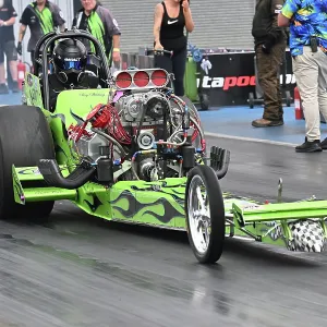 CZ3_0204 Mark Luton, slingshot dragster, Chariots of Fire.jpg CZ3_0204 Mark Luton, slingshot dragster, Chariots of Fire.jpg
