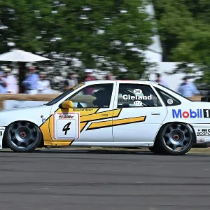 CZ3_1363 Chris Rowe, Vauxhall Cavalier.jpg CZ3_1363 Chris Rowe, Vauxhall Cavalier.jpg