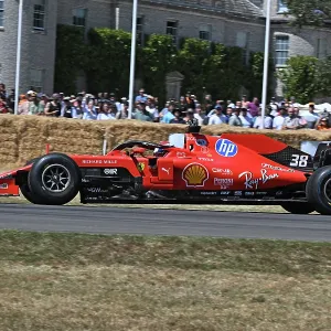 CZ3_2407 Marc Gene, Ferrari SF90.jpg CZ3_2407 Marc Gene, Ferrari SF90.jpg