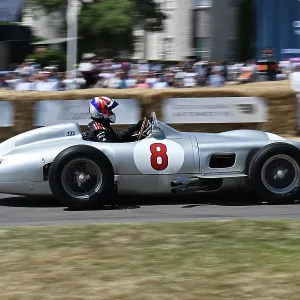 CZ3_2631 Bernd Maylander, Mercedes-Benz W196.jpg CZ3_2631 Bernd Maylander, Mercedes-Benz W196.jpg