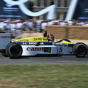CZ3_2751 Thierry Boutsen, Williams-Honda FW11.jpg CZ3_2751 Thierry Boutsen, Williams-Honda FW11.jpg