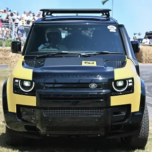 CZ3_3751 Land Rover Defender Trophy Edition.jpg CZ3_3751 Land Rover Defender Trophy Edition.jpg