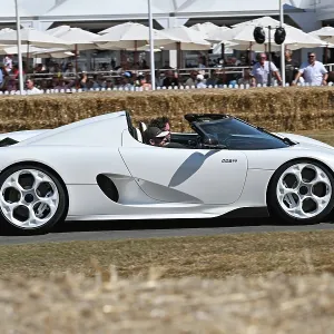 CZ3_3945 Linus Olsson, Koenigsegg CC850.jpg CZ3_3945 Linus Olsson, Koenigsegg CC850.jpg