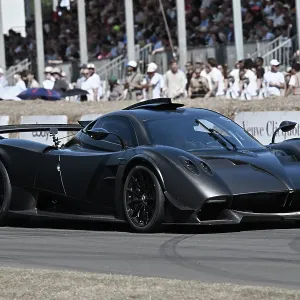 CZ3_3959 Seb Perez, Pagani Huayra R by Lanzante.jpg CZ3_3959 Seb Perez, Pagani Huayra R by Lanzante.jpg