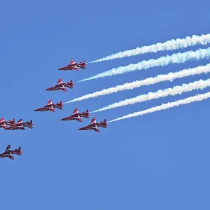 CZ3_4791 RAF Red Arrows flying display.jpg CZ3_4791 RAF Red Arrows flying display.jpg