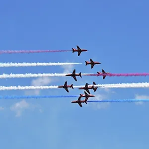CZ3_4812 RAF Red Arrows flying display.jpg CZ3_4812 RAF Red Arrows flying display.jpg