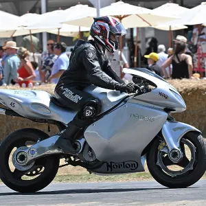 CZ3_4830 Allen Millyard, Norton Nemesis V8.jpg CZ3_4830 Allen Millyard, Norton Nemesis V8.jpg