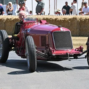 CZ3_4854 Julian Majzub, Maserati Tipo 26M.jpg CZ3_4854 Julian Majzub, Maserati Tipo 26M.jpg
