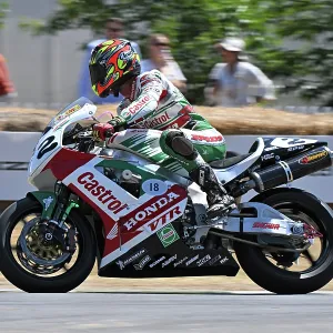 CZ3_4878 Colin Edwards, Honda VTR1000.jpg CZ3_4878 Colin Edwards, Honda VTR1000.jpg