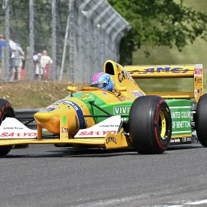 CZ3_5836 Lorina McLaughlin, Benetton B192.jpg CZ3_5836 Lorina McLaughlin, Benetton B192.jpg