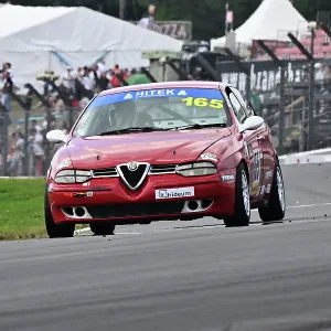 CZ3_6034 Andy Winterton, Alfa Romeo 156.jpg
