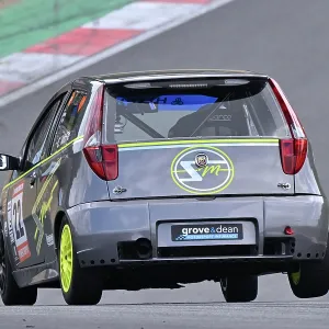 CZ3_6036 Chris McFie, FIAT Punto Abarth.jpg