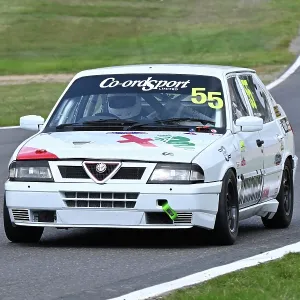 CZ3_6121 James Fletcher, Alfa Romeo 33.jpg