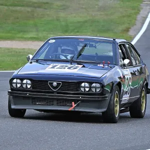 CZ3_6123 Clive Golding, Alfa Romeo Alfetta GTV.jpg