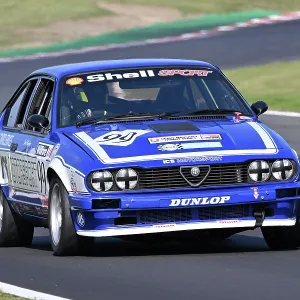 CZ3_6489 Jake Margalies, Alfa Romeo GTV6.jpg