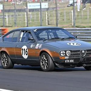 CZ3_6504 Brett Syndercombe, Alfa Romeo Alfetta GTV.jpg