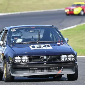 CZ3_6511 Clive Golding, Alfa Romeo Alfetta GTV.jpg