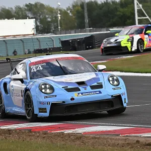 CZ4_1908 JJonathon Beeson, Duckhams Yuasa Racing by Graves Motorsport, Porsche 911 GT3 Cup.jpg CZ4_1908 JJonathon Beeson, Duckhams Yuasa Racing by Graves Motorsport, Porsche 911 GT3 Cup.jpg