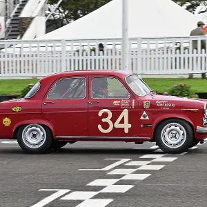 CZ4_3329 Jenson Button, Chris Buncombe, Alfa Romeo Giulietta Ti.jpg CZ4_3329 Jenson Button, Chris Buncombe, Alfa Romeo Giulietta Ti.jpg