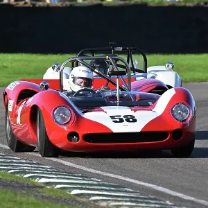 CZ4_7180 Graham Moss, Lola-Chevrolet T70 Spyder.jpg CZ4_7180 Graham Moss, Lola-Chevrolet T70 Spyder.jpg
