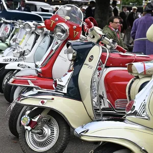 CZ4_7366 Lambretta parade.jpg CZ4_7366 Lambretta parade.jpg