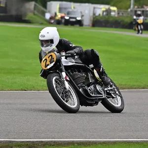 CZ4_8097 Francois Rivaz, Storm Stacey, Norton Manx 30M.jpg CZ4_8097 Francois Rivaz, Storm Stacey, Norton Manx 30M.jpg