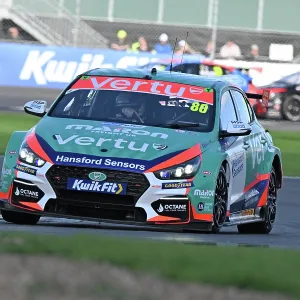 CZ5_0159 Tom Ingram, Hyundai i30N, Team VERTU.jpg CZ5_0159 Tom Ingram, Hyundai i30N, Team VERTU.jpg