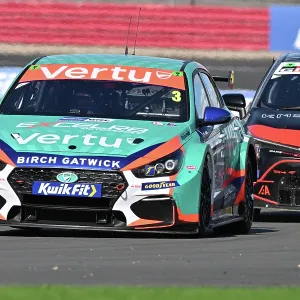 CZ5_0180 Tom Chilton, Hyundai i30N, Team VERTU.jpg CZ5_0180 Tom Chilton, Hyundai i30N, Team VERTU.jpg