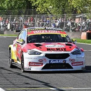 CZ5_1716 Mikey Doble, Cupra Leon, Motor Parts Direct with Power Maxed Racing.jpg CZ5_1716 Mikey Doble, Cupra Leon, Motor Parts Direct with Power Maxed Racing.jpg