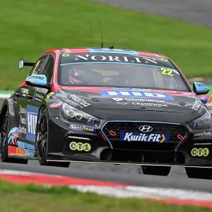 CZ5_1974 Chris Smiley, Hyundai i30N, Restart Racing.jpg CZ5_1974 Chris Smiley, Hyundai i30N, Restart Racing.jpg