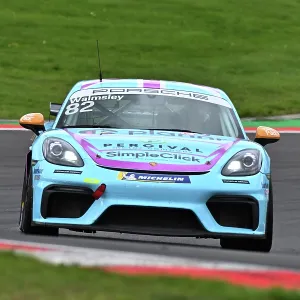 CZ5_1998 Lydia Walmsley, Graves Motorsport, Porsche 718 Cayman GT4 Clubsport.jpg CZ5_1998 Lydia Walmsley, Graves Motorsport, Porsche 718 Cayman GT4 Clubsport.jpg