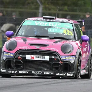 CZ5_2300 Henry Howarth, Jamsport Racing UK, MINI F56 JCW Sport.jpg CZ5_2300 Henry Howarth, Jamsport Racing UK, MINI F56 JCW Sport.jpg