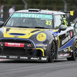 CZ5_2314 Ned Anthony, Amigo Motorsport, MINI F56 JCW.jpg CZ5_2314 Ned Anthony, Amigo Motorsport, MINI F56 JCW.jpg