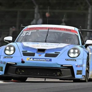 CZ5_2405 Jonathon Beeson, Duckhams Yuasa Racing by Graves Motorsport, Porsche 911 GT3 Cup.jpg CZ5_2405 Jonathon Beeson, Duckhams Yuasa Racing by Graves Motorsport, Porsche 911 GT3 Cup.jpg