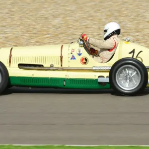 Urs Müller, Maserati 6CM. Urs Müller, Maserati 6CM.
