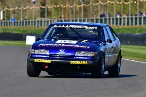Julien Draper Prints: CJ10 5182 Julien Draper, Robert Oldershaw, Rover 3500 SD1