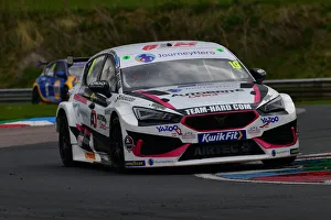 CJ10 7724 Bobby Thompson, Cupra Leon