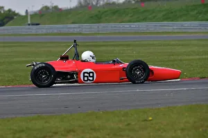 CJ10 8572 Oliver Chapman, Lola T200
