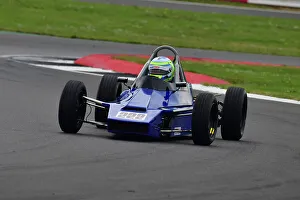 CJ11 0475 Peter Barrable, Royale RP26