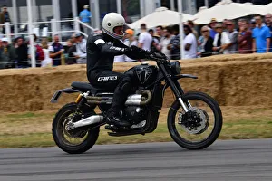 Wo Wheel Grand Prix Heroes Prints: CJ11 3626 Triumph Scrambler 1200 Bond Limited edition