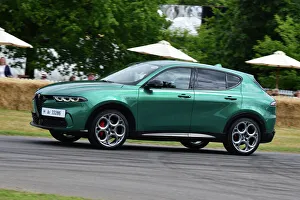 June 2022 Prints: CJ11 4124 Alfa Romeo Tonale