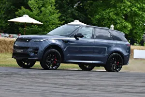 June 2022 Prints: CJ11 4169 Graham Moss, Range Rover Sport