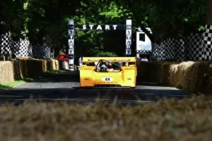 Sports Racing Car Prints: CJ11 4425 Dean Forward, McLaren-Chevrolet M8F