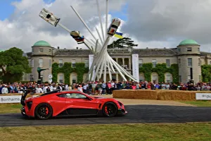 CJ11 4582 Alberto Solera, Zenvo TSR-S