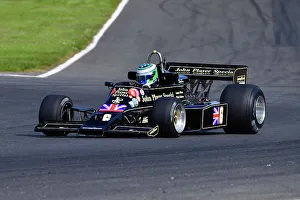 Nick Padmore Prints: CJ12 9250 Nick Padmore, Lotus 77