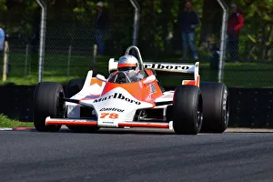 Prints of Warren Briggs, McLaren M29, Masters Racing Legends, two races of twenty minutes for F1 cars from the years 1966 to 1985, split into four classes, Jackie Stewart, Patrick Head, Niki Lauda Masters Historic Festival, Brands Hatch, May 2023 Prints: CJ12 9281 Warren Briggs, McLaren M29