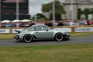 Supercar Run Prints: CJ12 9759 Mazen Fawaz, Marino Franchitti, Singer Porsche 911 Turbo Study