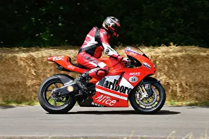CJ13 0430 Ducati Desmosedici GP6